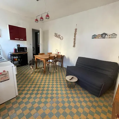 Du Cote De Chez Nous * Cuxac-dʼAude